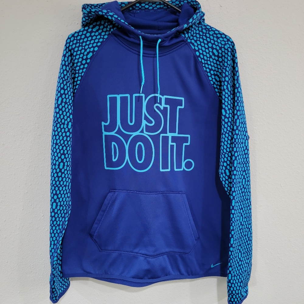 Women's Nike therma-fit blue polka dot hooded sweatshirt